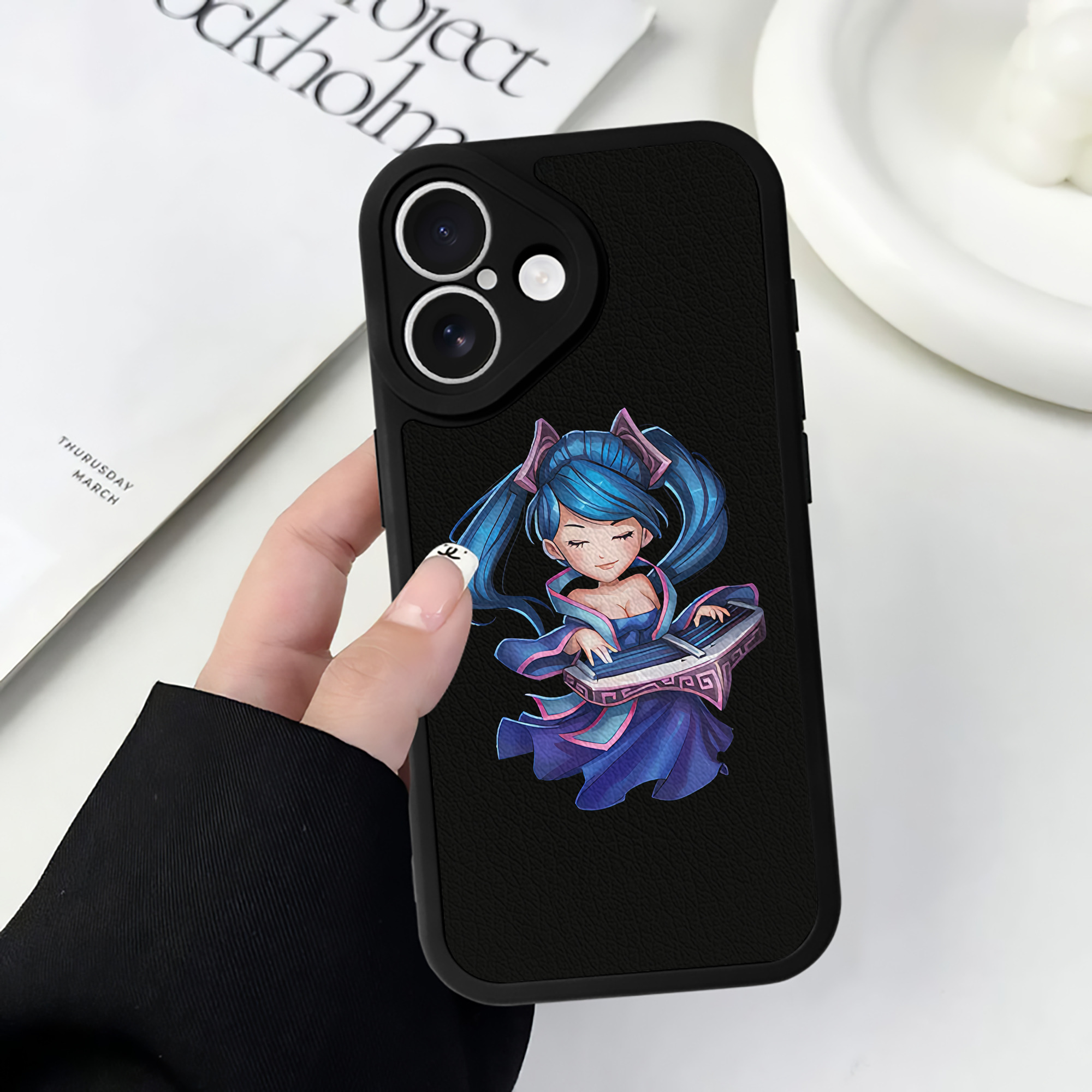リーグ・オブ・レジェンド League of Legends LOL 【iPhone 16シリーズ対応】シリコンスマホケース（レザー調） 材質：シリコン